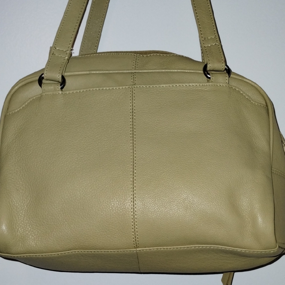 Chic Beige Leather Shoulder Bag - Picture 5 of 16